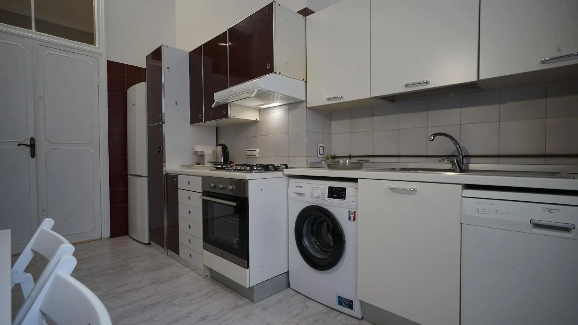 Manzoni 22 Apartment La Spezia 0*,  Italy